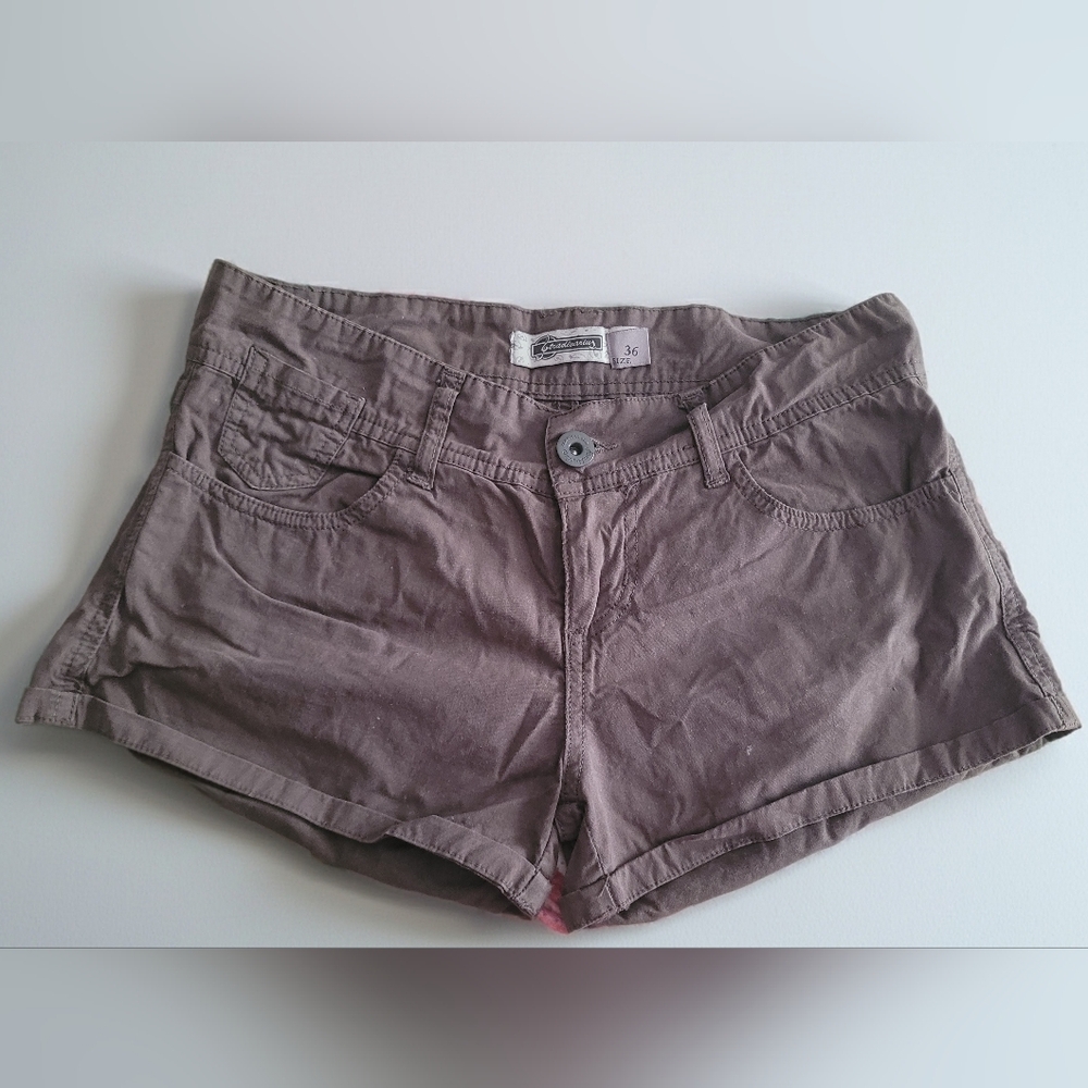 Women's Stylish Jean Shorts in Gray